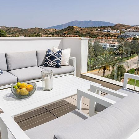 Magnificent Frontline Golf Penthouse In Navigolf La Cala De Mijas Apartment Exterior photo